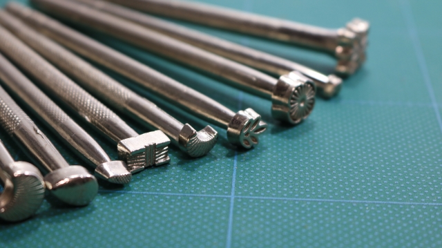 メタルスタンプ